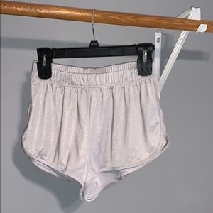 Super cute women’s shorts !!